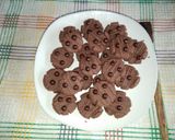 Foto langkah ke 8 dari resep Chocochips cookies 🍪.
