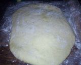 A picture of step 5 of Fluffy Doughnuts.