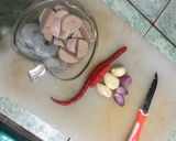 Foto langkah ke 1 dari resep Brokoli Cah Udang Bakso.