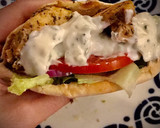 Foto del paso 20 de la receta: Cena griega: Gyros de pollo con Pan Pita y Tzatziki, Spanakopita y Ensalada Horiatiki