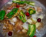 A picture of step 2 of Chicken yakhni pulao.
