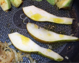 Foto del paso 3 de la receta: Atún al horno con salteado de verduras y mojo de aguacates