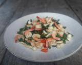 Stir Fried Shrimps with beans and hot basils / Pad Krapao Koong recipe step 6 photo