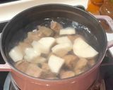 A picture of step 3 of Clear Stewed Beef Noodle Soup.
