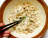 A picture of step 5 of Persimmon and Walnut Shira-ae Mashed Tofu.