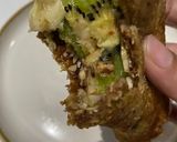 Foto langkah ke 4 dari resep Toast Choco Crunchy Mede With Banana Kiwi.