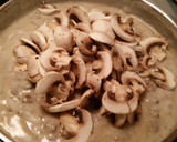 A picture of step 4 of Poor Man's Stroganoff (Stroganov).