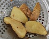 Foto langkah ke 4 dari resep Potatoe Wedges (goreng).