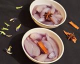 A picture of step 5 of Butterfly Pea Stewed Pears.