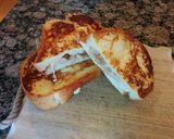 A picture of step 6 of Pear & Havarti French Toast.