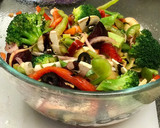 Foto del paso 4 de la receta: Salpicón de verduras