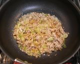 A picture of step 2 of Tomato Mapo Doufu with Minced Chicken.