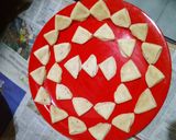 A picture of step 5 of Maida ki papdi (snacks).