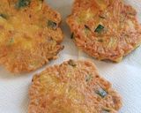 Foto del paso 4 de la receta: Hamburguesa de Zapallo italiano y Zanahoria (con harina blanca)