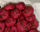 Foto del paso 5 de la receta: Galletas red velvet con chips de chocolate