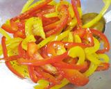 A picture of step 3 of Chicken Tenders & Bell Peppers with Black Sesame Sauce.