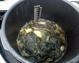 A picture of step 3 of Preserved Mustard Green Stew / Vegan.