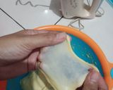 Foto langkah ke 3 dari resep Roti Pisang Keju.
