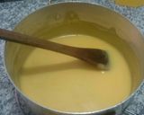 Foto del paso 2 de la receta: Hojaldre con crema pastelera y frutas de cóctel