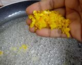 A picture of step 3 of Blue Curacoa Lemonade.