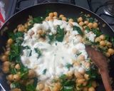 Foto del paso 4 de la receta: Garbanzo con espinaca al curry