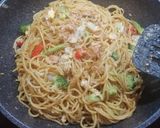 Foto langkah ke 7 dari resep Mie goreng Mie Spaghetti.