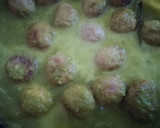 Foto del paso 6 de la receta: Albóndigas en salsa de espárragos verdes