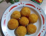 Foto langkah ke 5 dari resep Arancini Nasi Sisa Kemaren.