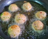 A picture of step 4 of Chicken Malai Kofta in White Gravy.