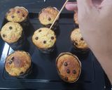 Foto langkah ke 12 dari resep Muffin pisang panggang.