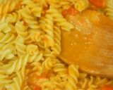 Fusili sült paprikával, koktélparadicsommal, kecskesajttal recept fázis 11 fotója