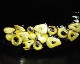A picture of step 3 of Anchovy and Celery Pasta.