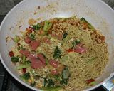 Foto langkah ke 4 dari resep Indomie nyemek.