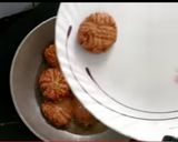 ठेकुआ (thekua recipe in Hindi) रेसिपी चरण 2 फोटो