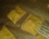 A picture of step 9 of 3 cheeses and smoked ham ravioli.