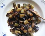A picture of step 2 of Eggplant and Tomato Pasta.