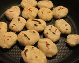A picture of step 4 of Healthy Okara 'Mochi'.