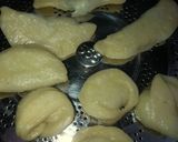 A picture of step 7 of Chicken momos (dumpling)چکن موموس (ڈمپلنگ) 💞.