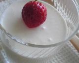 A picture of step 12 of Yogurt Mousse.