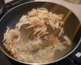 A picture of step 2 of Easy Pasta with Cabbage and Tuna.