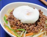 A picture of step 5 of Bean Sprouts, Peppers, and Carrot Namul (Korean-Style Salad).