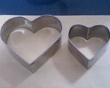 A picture of step 1 of Heart-Shaped Chocolate Pies.