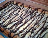 A picture of step 5 of Gooey Chocolate Chip Bars.