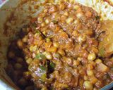 A picture of step 7 of High Protein Chickpea Curry.