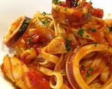 A picture of step 7 of Squid and Tomato Garlic Pasta.