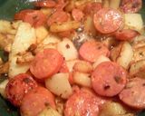 A picture of step 2 of potatoe and sausage.