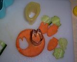 A picture of step 6 of Kindergarten Bento (Flying Carp Sandwiches).