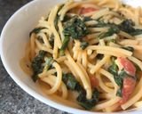 Spagetti tejszínes spenóttal 🌱 recept fázis 6 fotója