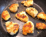 A picture of step 5 of Pan-fried Chicken with Consommé Breadcrumbs.