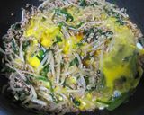A picture of step 8 of Ground Meat, Garlic Chives & Bean Sprouts - Spicy Chinese Stir-Fry.